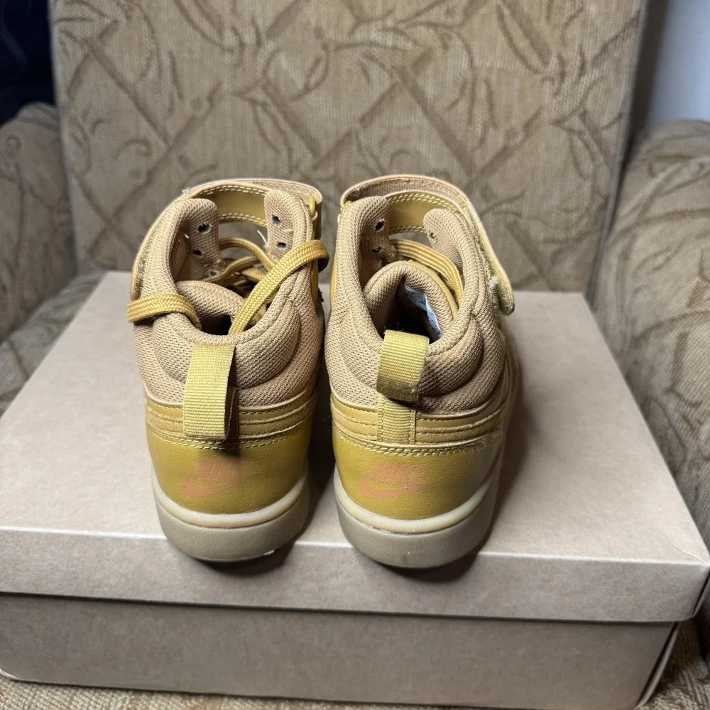 Nike Court Borough Mid 2‎ GS Wheat Shoes CD 7782-701 Kids Size 5Y Sneakers